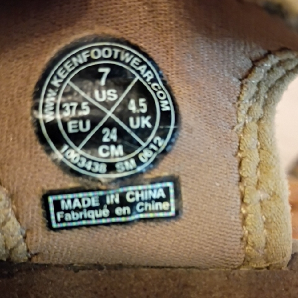 KEEN Brown and Black Women's Sandals - Picture 2 of 3